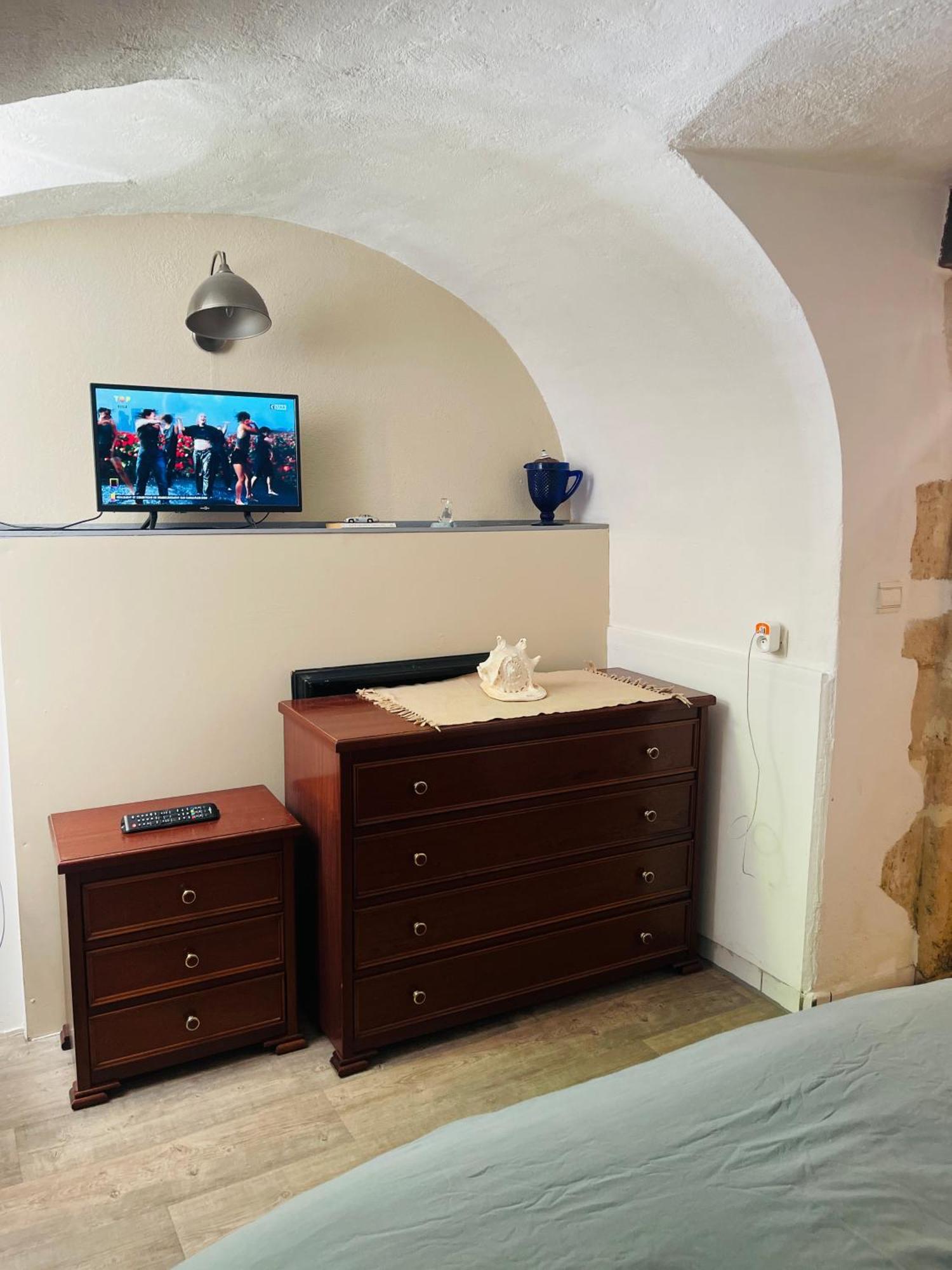 Rent Big Room With Breakfast Free In Old City 南锡 外观 照片